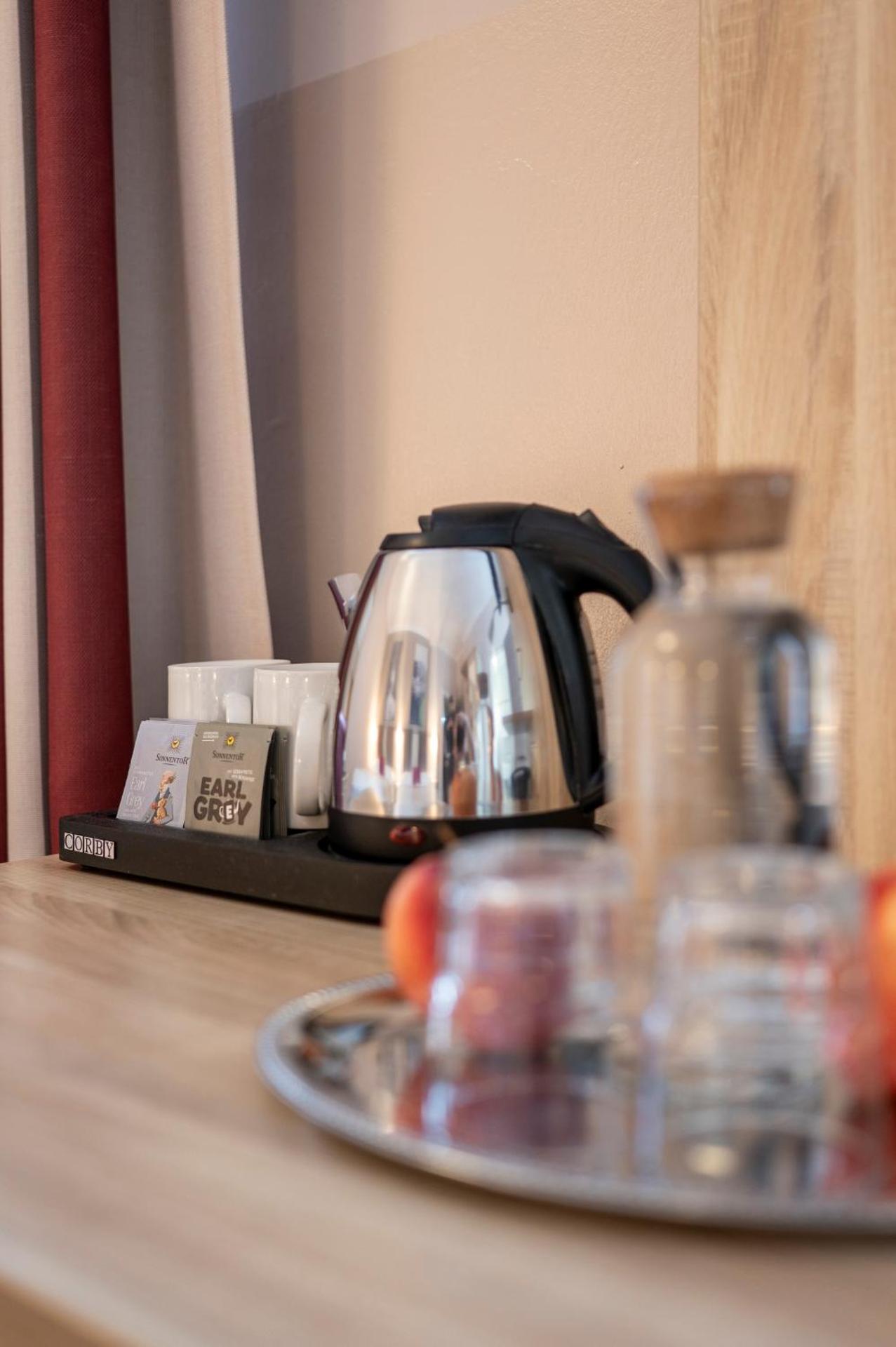 Coffee/tea facilities