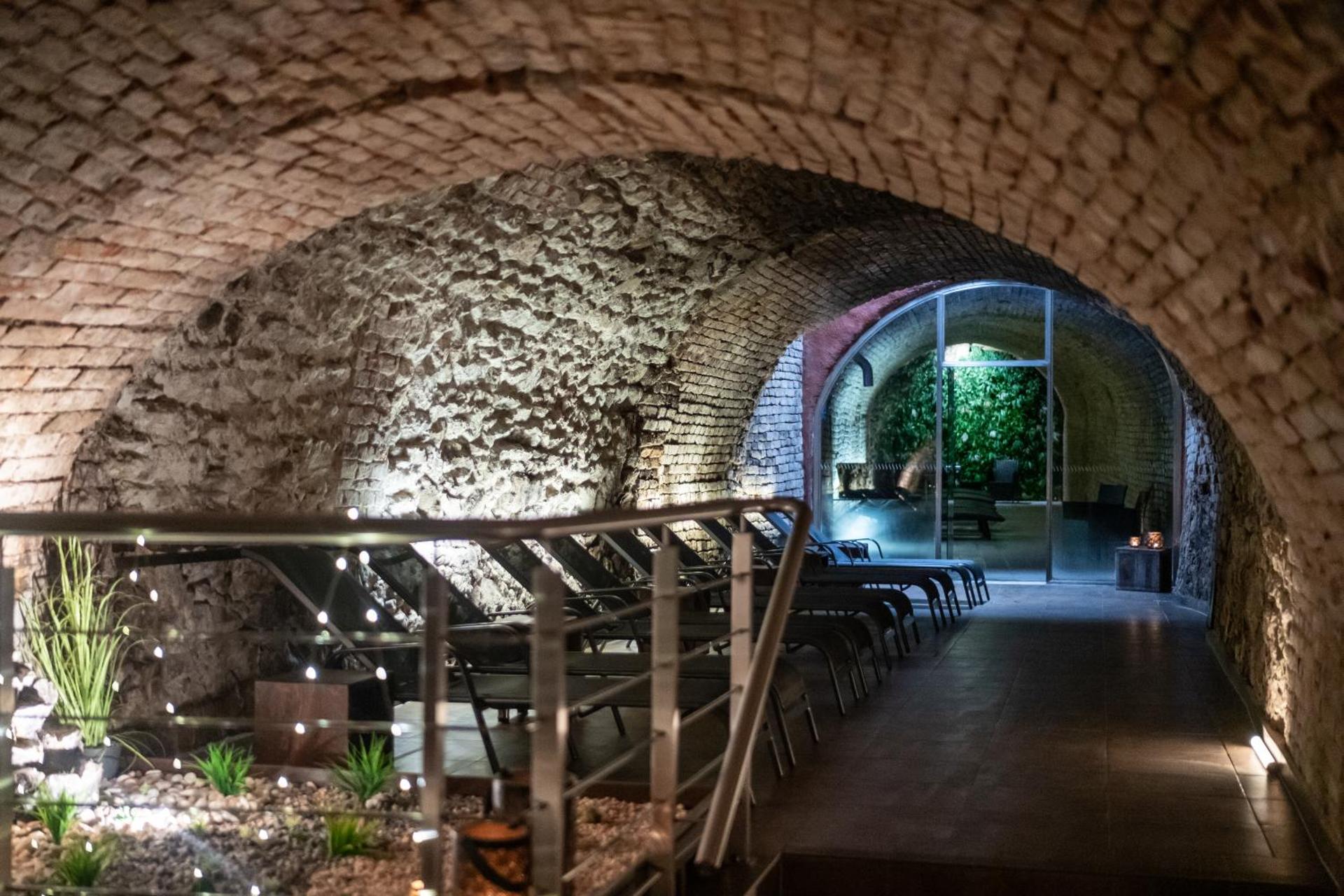 Spa and wellness centre/facilities