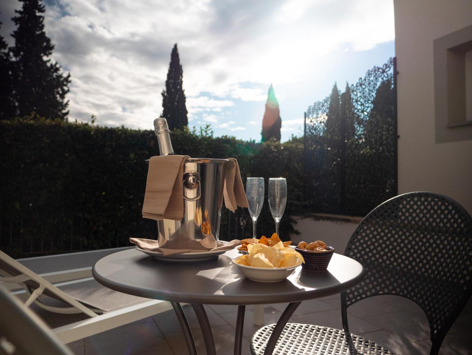 Deluxe Double Room with Balcony