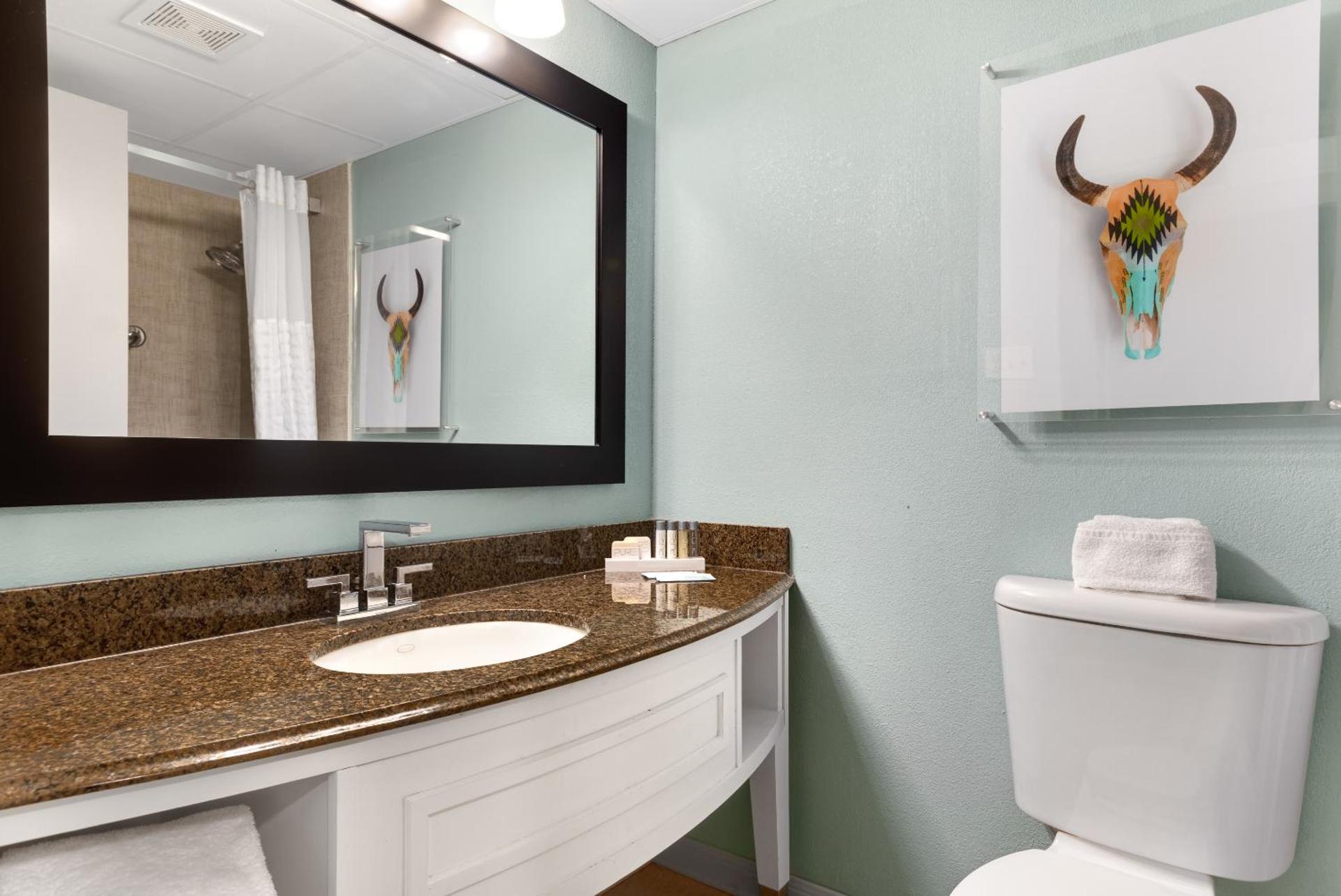 Riverwalk Plaza Hotel