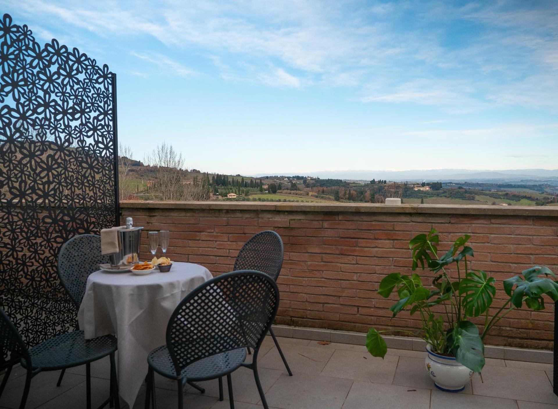 Junior Suite with Terrace