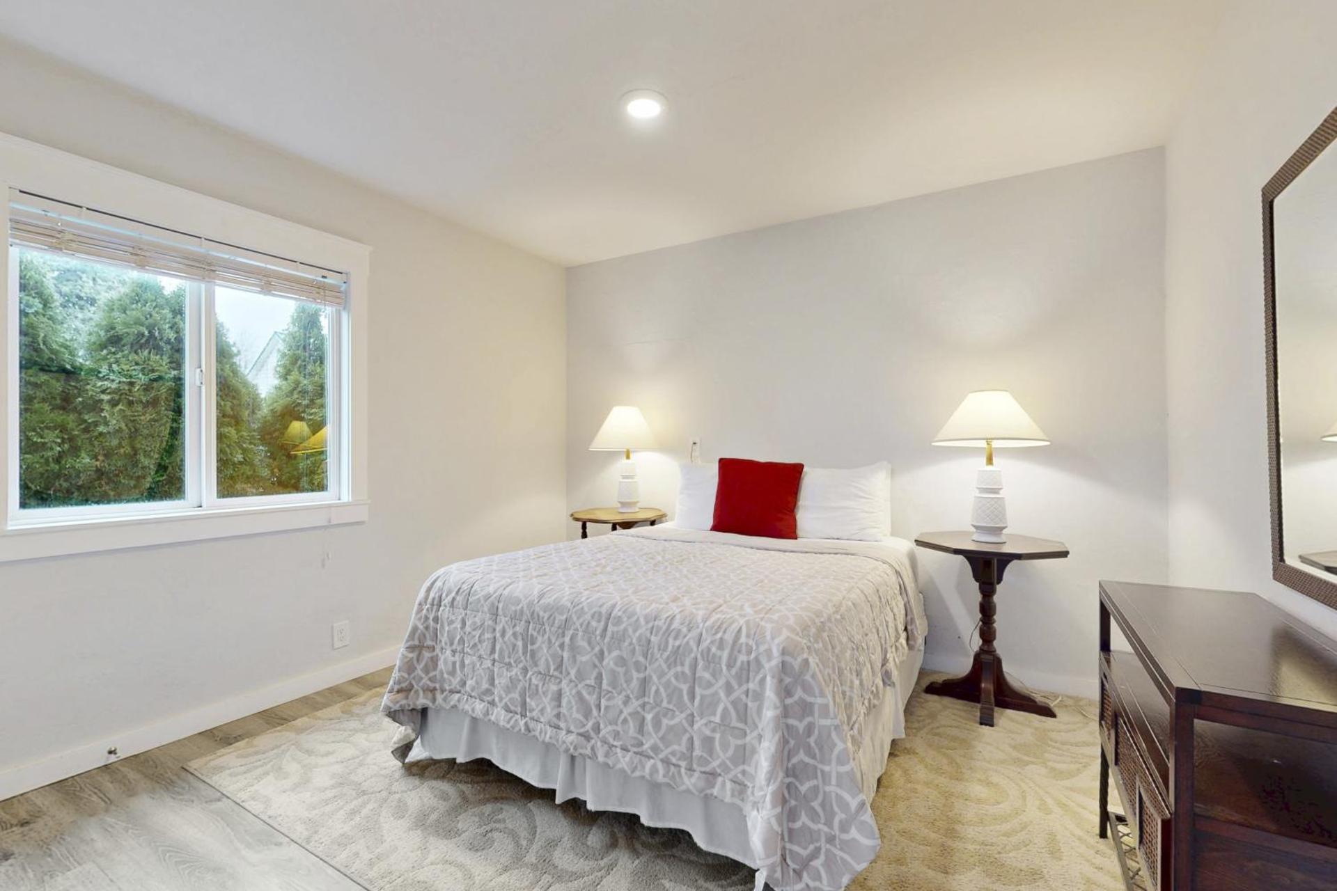 Cultural Cottage in Old Town Anacortes