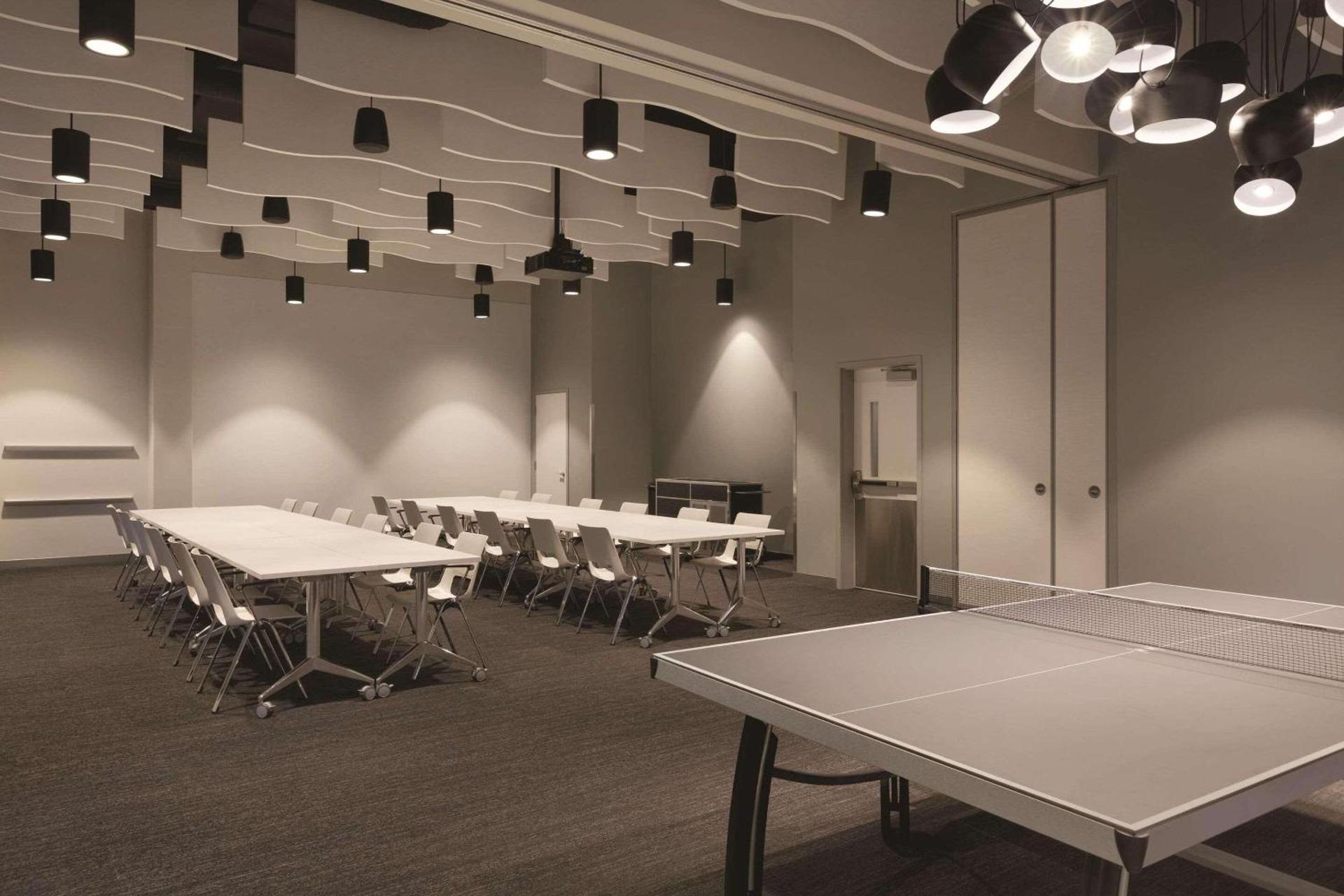 Meeting/conference room