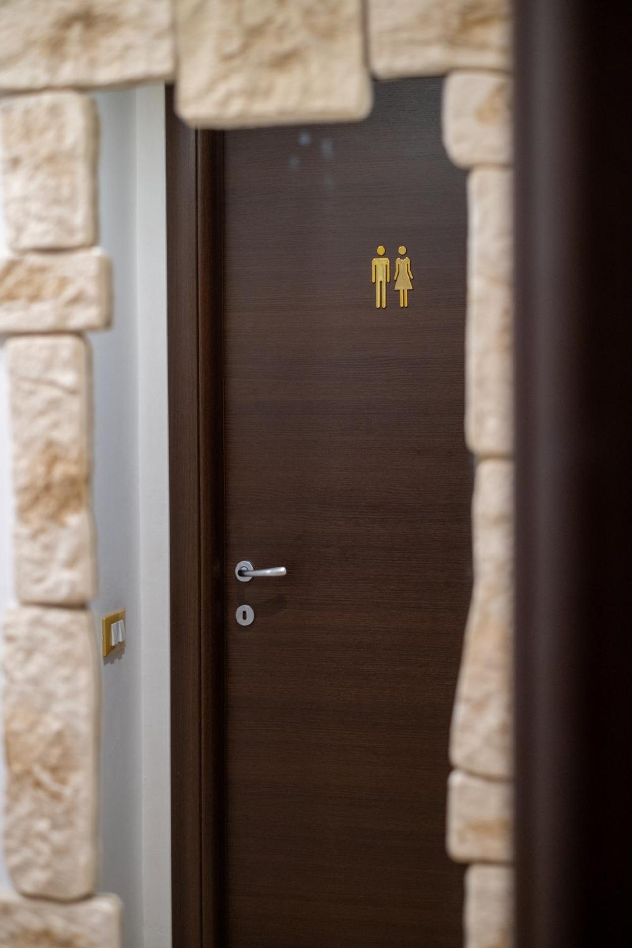 Casa Linda Affitacamere Rozzano HUMANITAS FORUM ASSAGO M2 MILANO Centro IEO