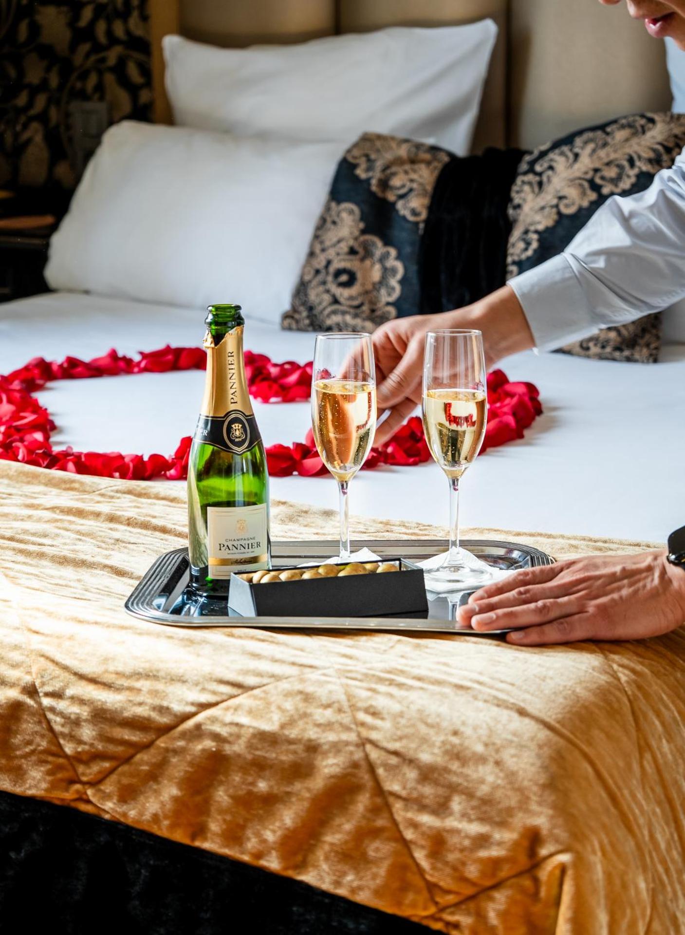 Hotel de L'Empereur by Malone