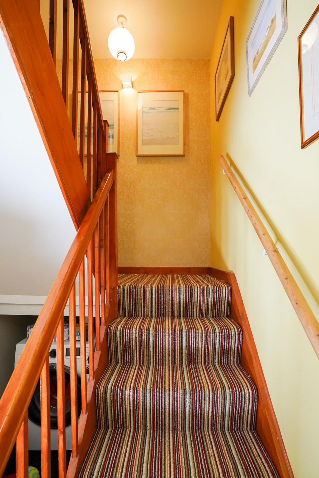 NEW The Old Smokehouse Central, Bohemian Room