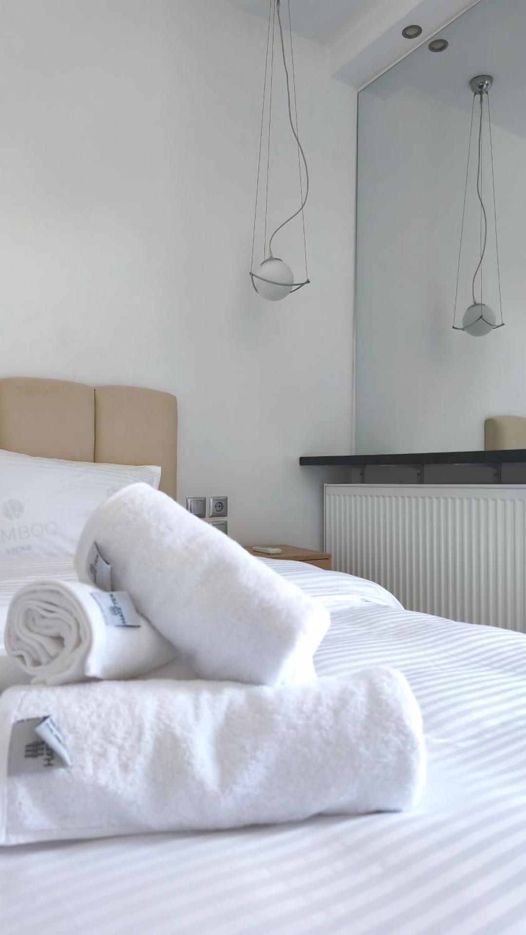 Mitropoleos Luxury Suites