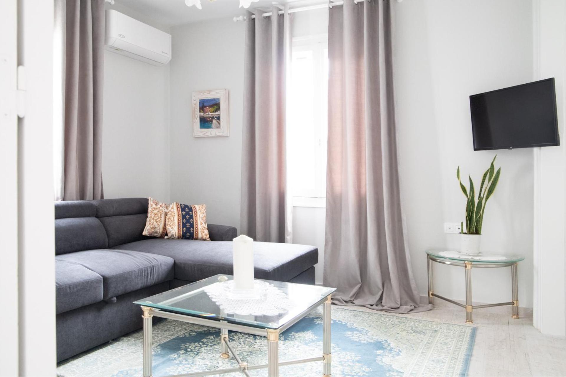 Orsiida deluxe garden house & superior garden apartment Agria