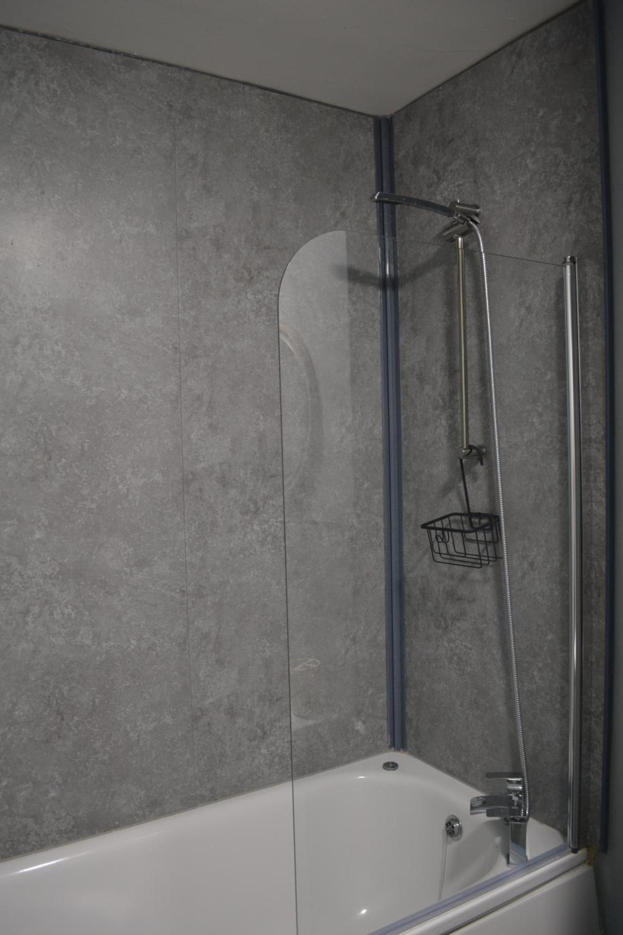 Contemporary Stylish Central Apartment