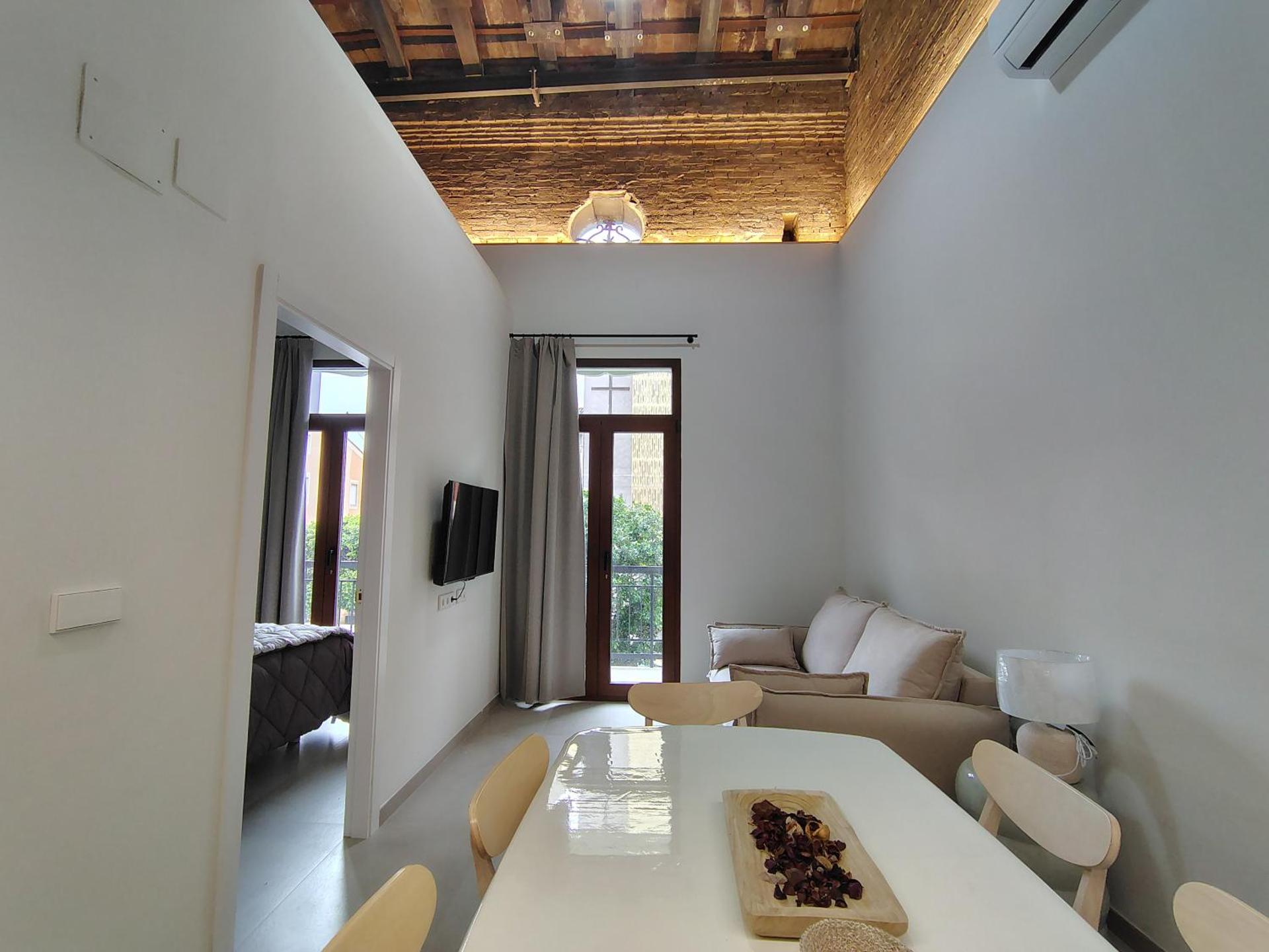 Mandarina Suites - Unique apartments in Valencia