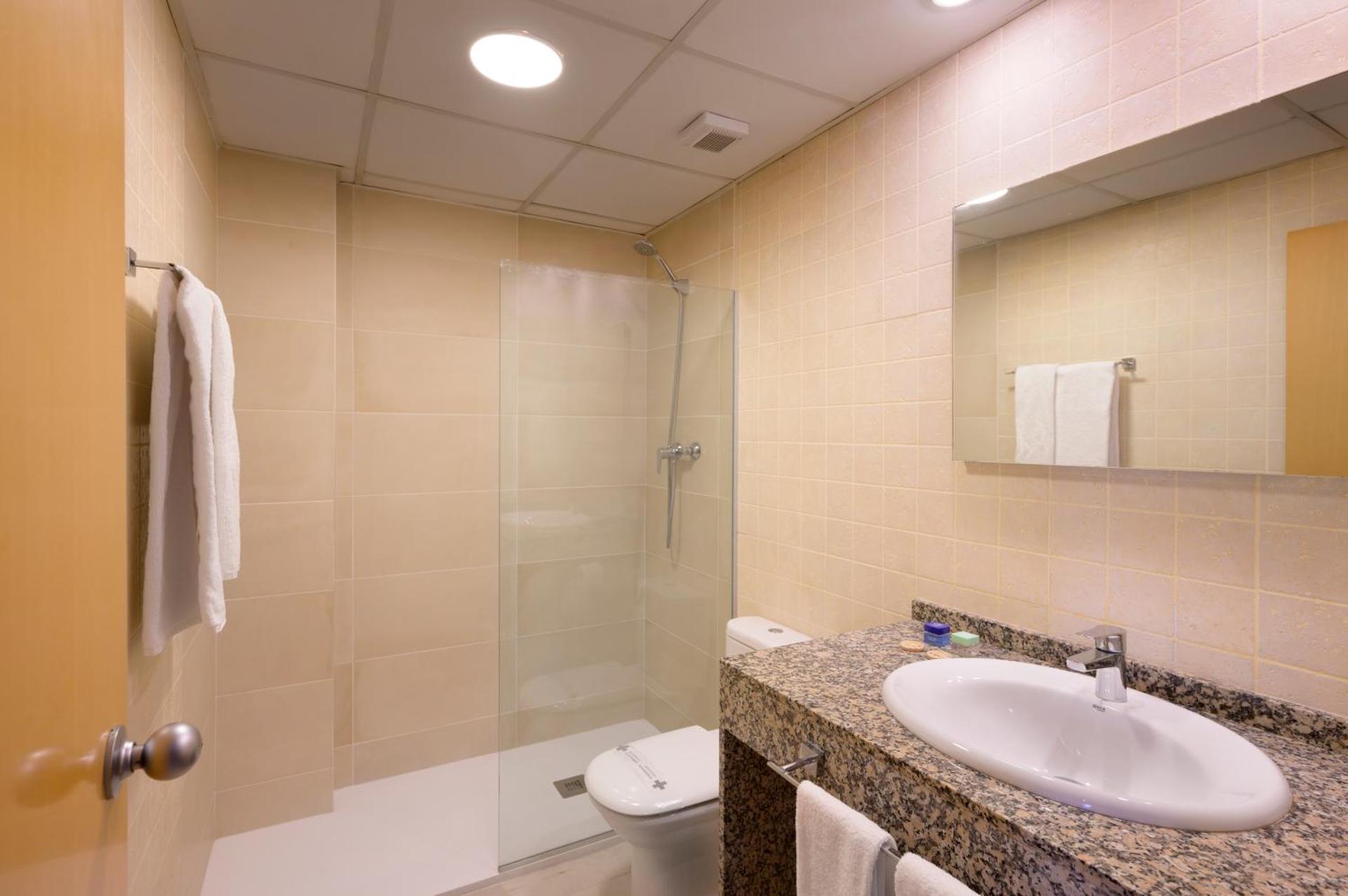 SG Costa BCN Apartments