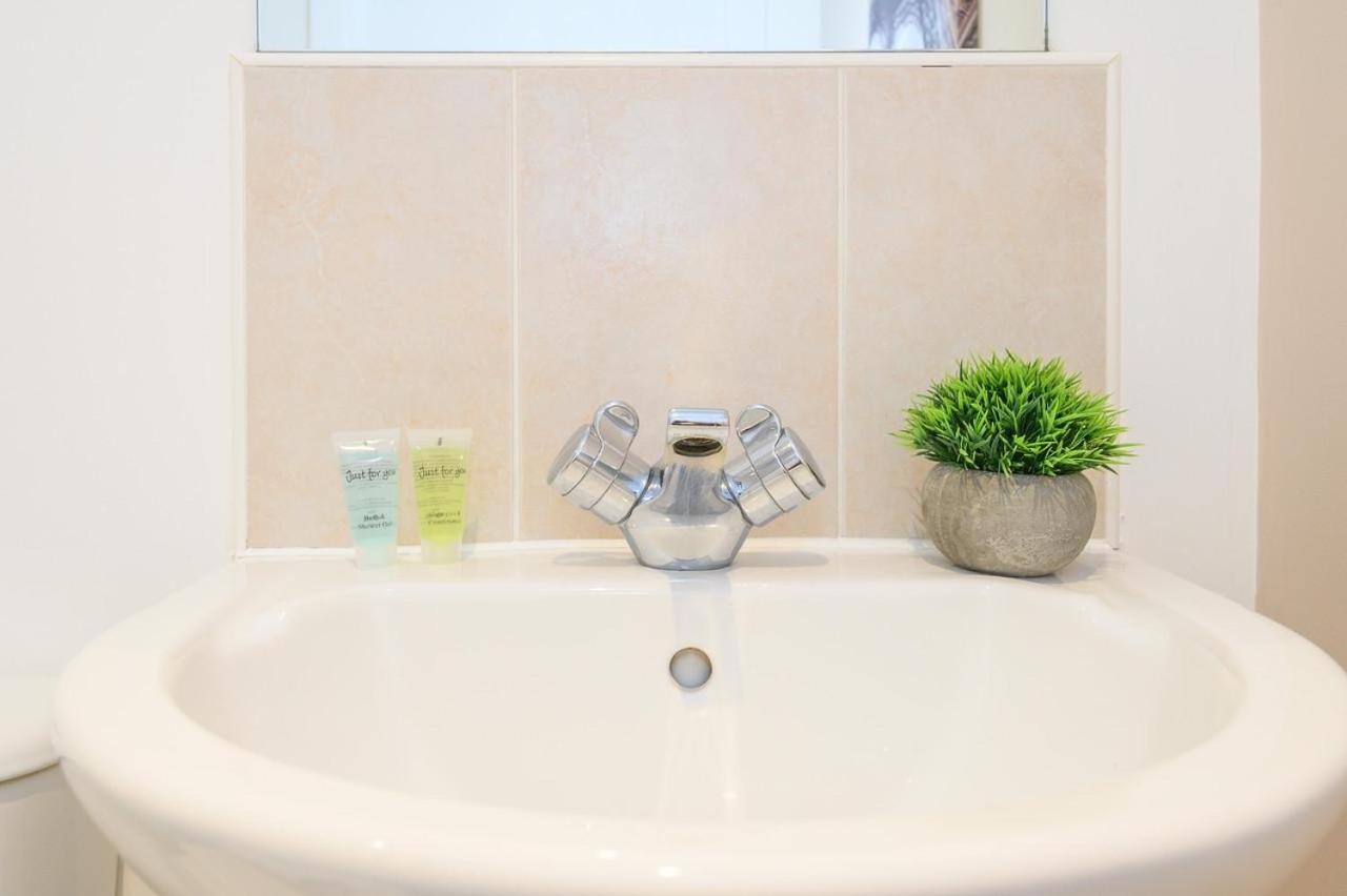 City centre getaway free parking