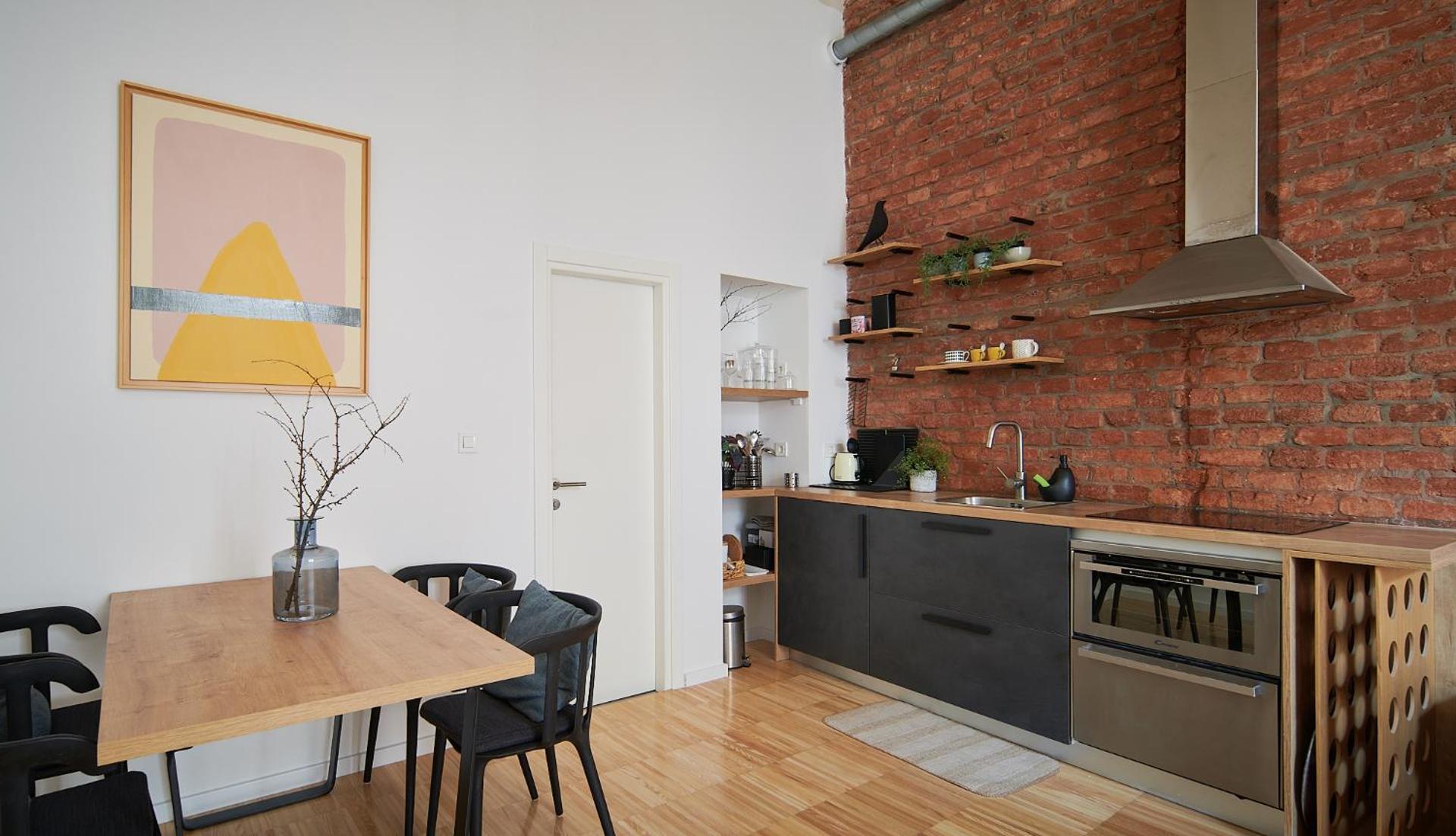 Kitchen or kitchenette