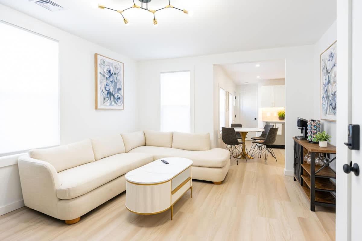 Luxury 2 Bed 2 Bath East Boston