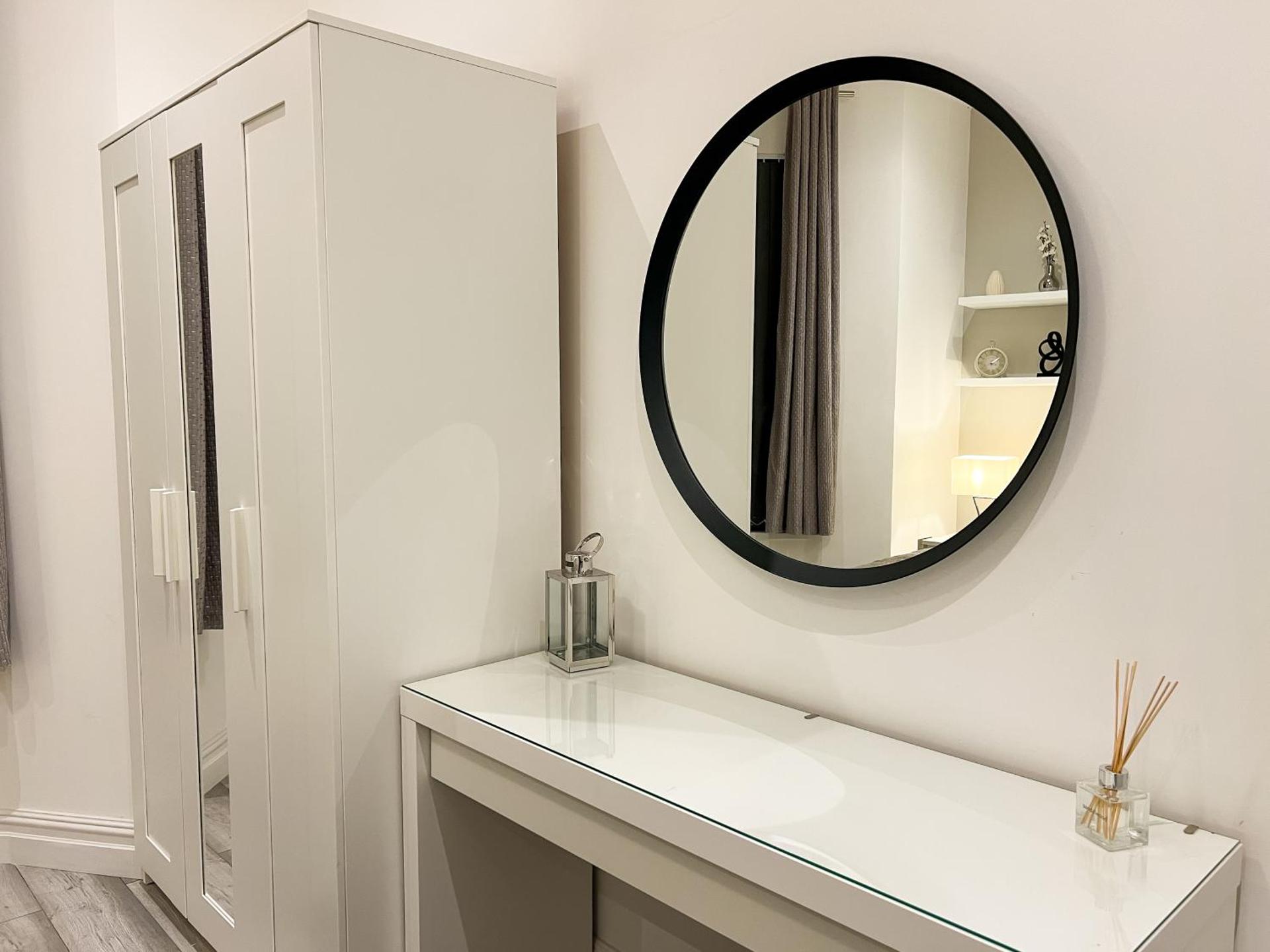 Stylish 2 Bedroom Flat City Centre - Free Parking