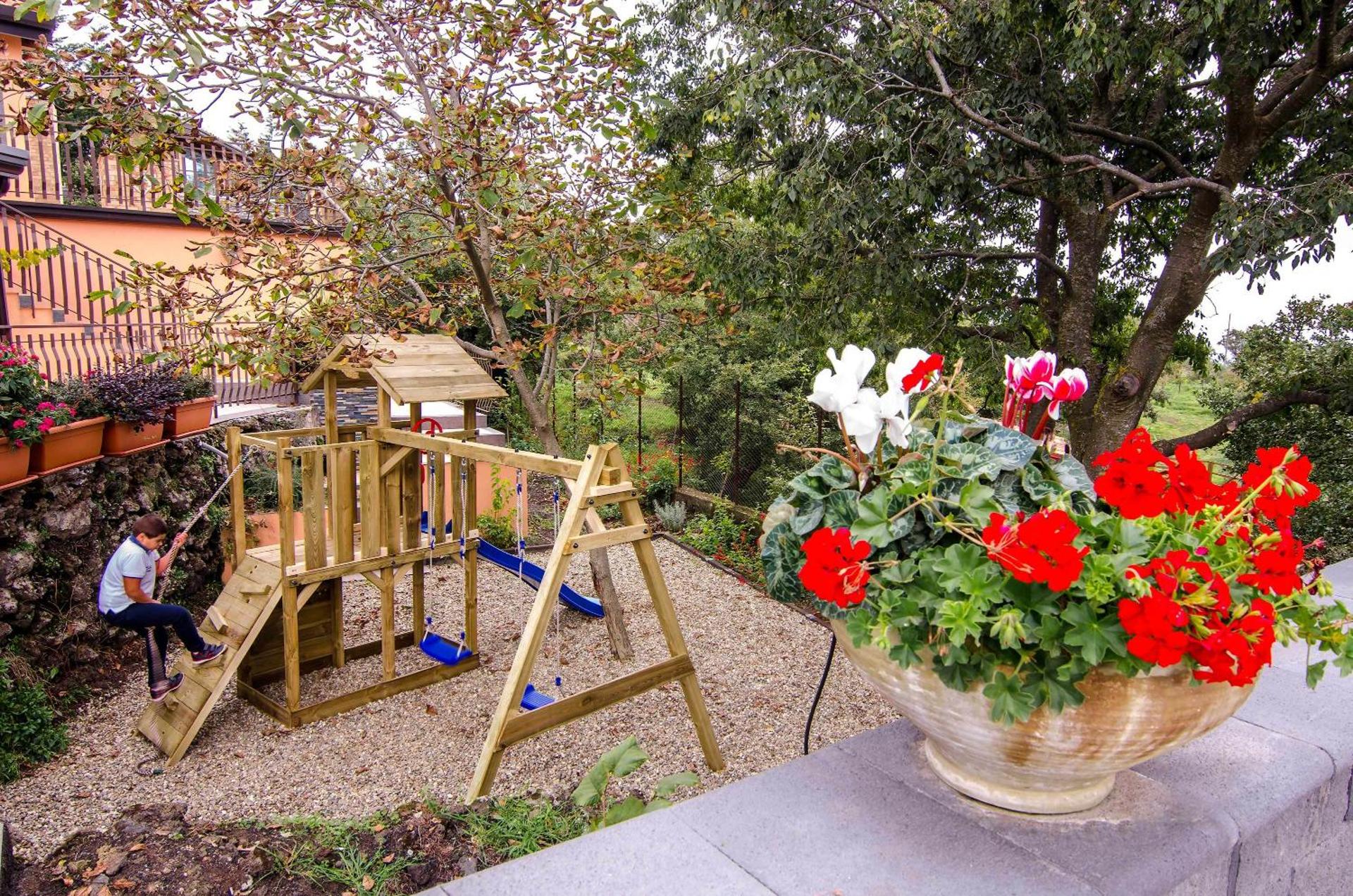 Villa del Gelso - Chalet nel Parco dell'Etna