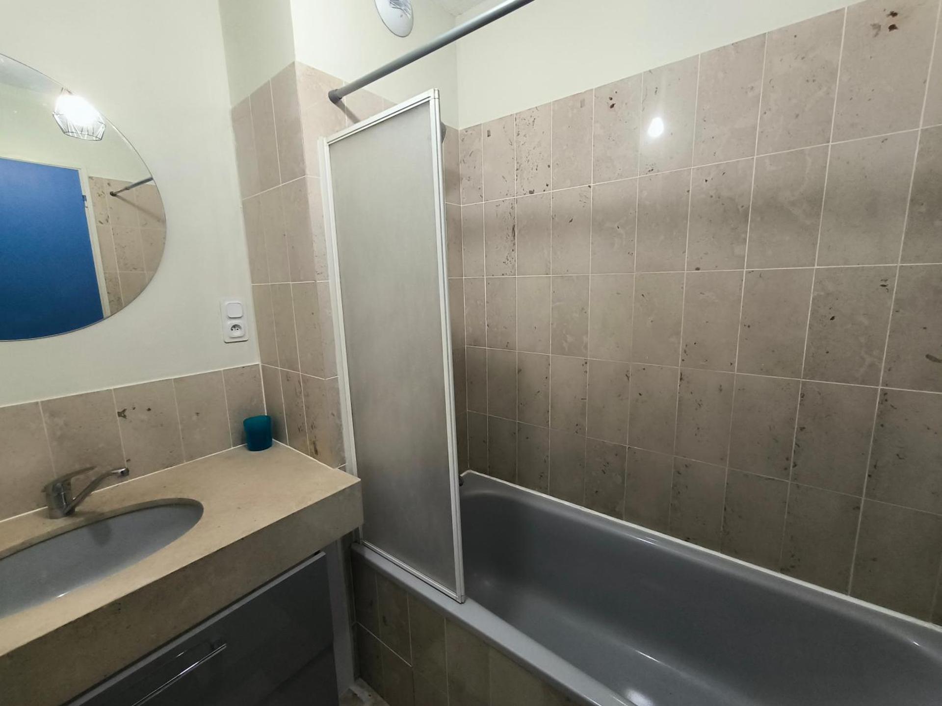 Centre ville d'Arcachon - app 5 couchages - parking