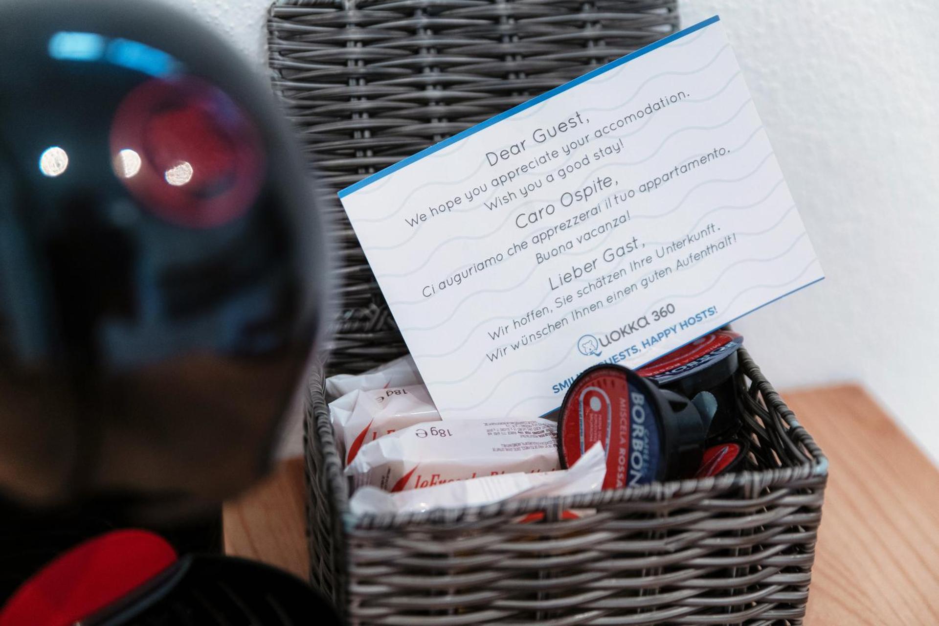 La Finestra Blu by Quokka 360 - Amazing Lake View