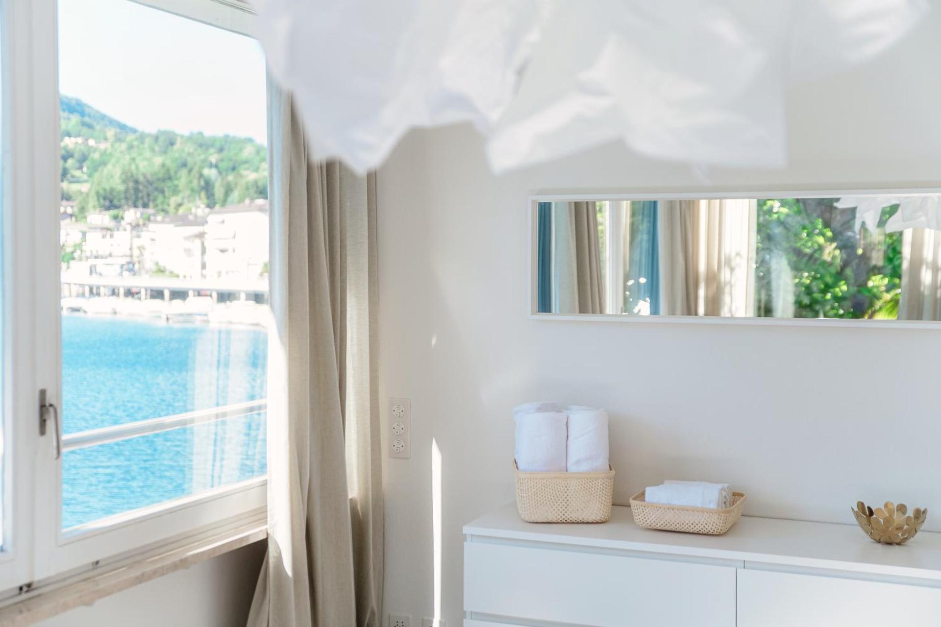 La Finestra Blu by Quokka 360 - Amazing Lake View