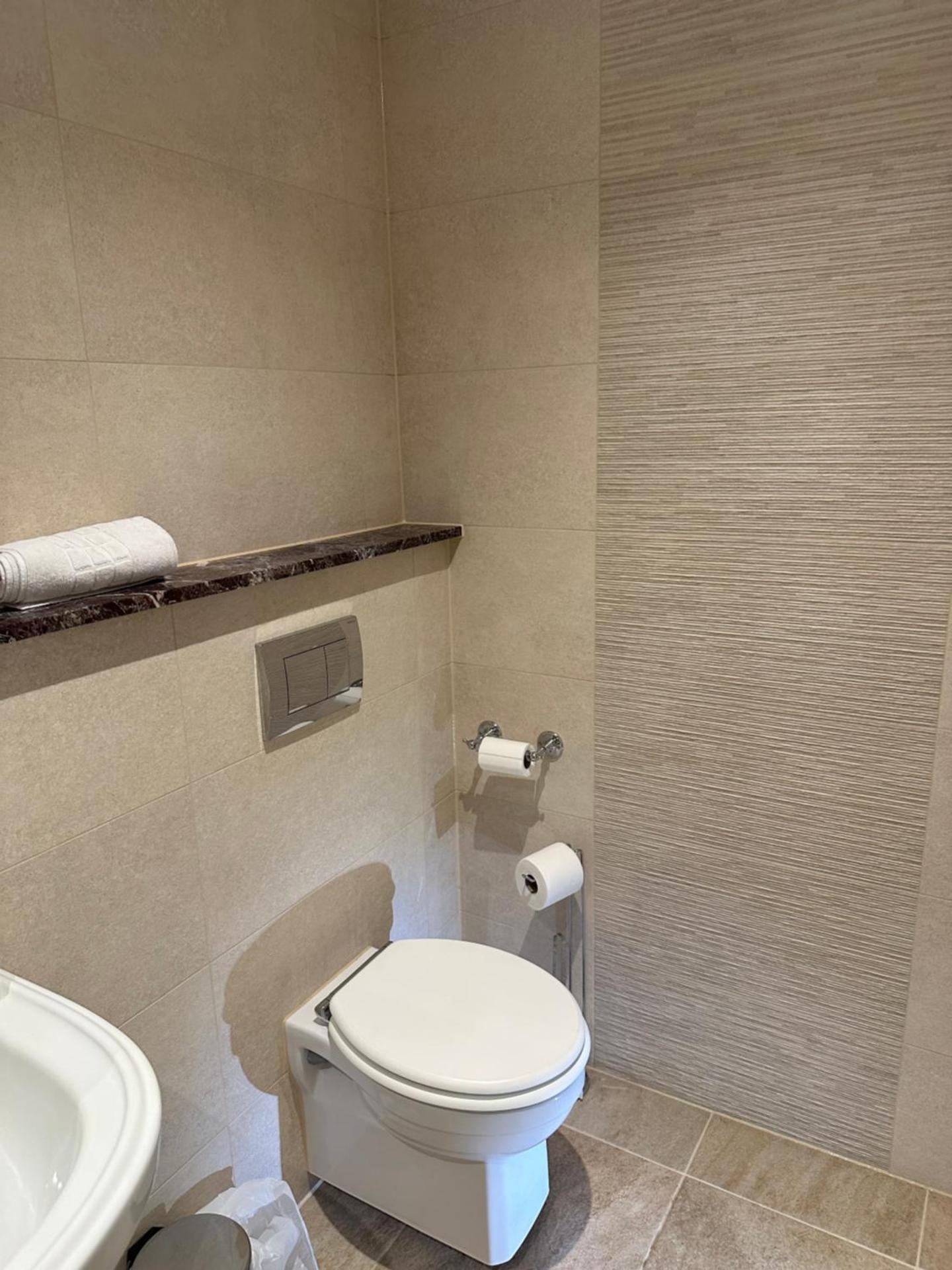 Ground Floor King Room  (Annex)