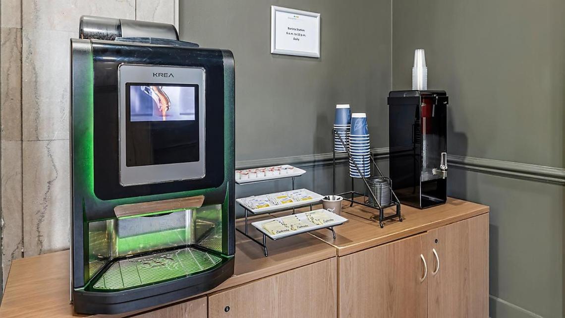 Coffee/tea facilities