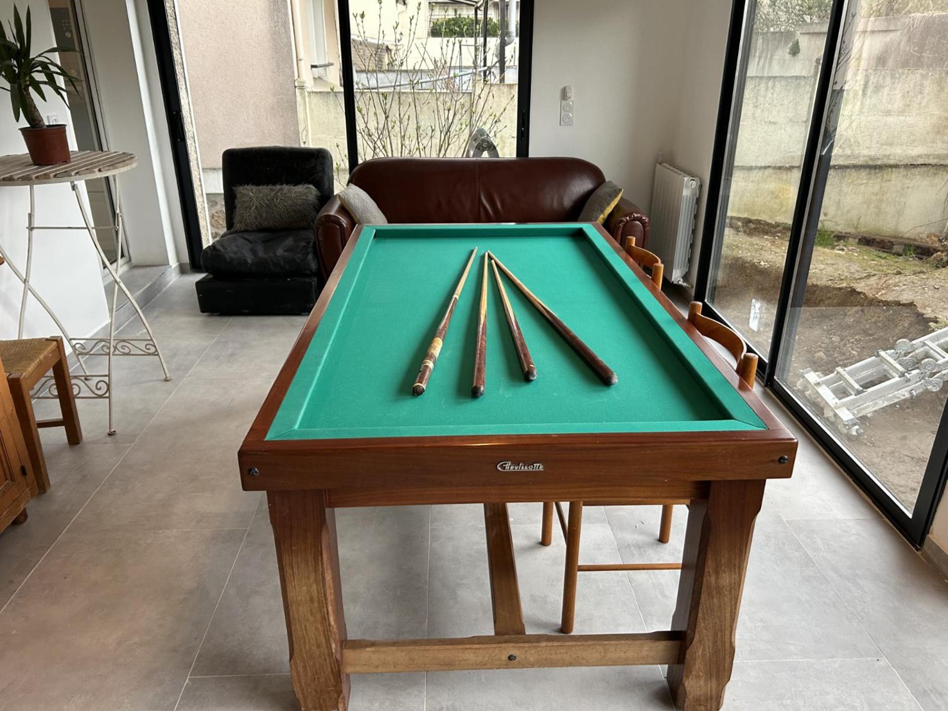 Grand Paris Cozy Stay Private Studios and Apartment Quick Access to Paris