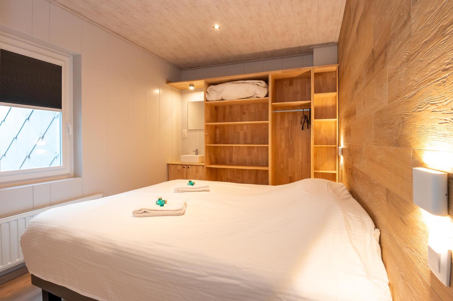 Nice apartment with suberb Sea Views