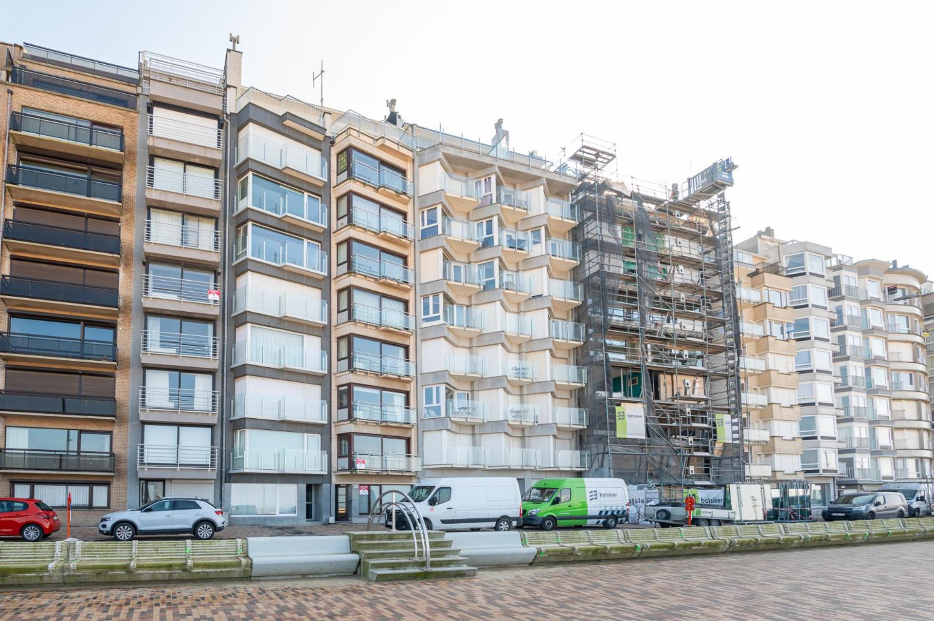 Nice apartment with suberb Sea Views