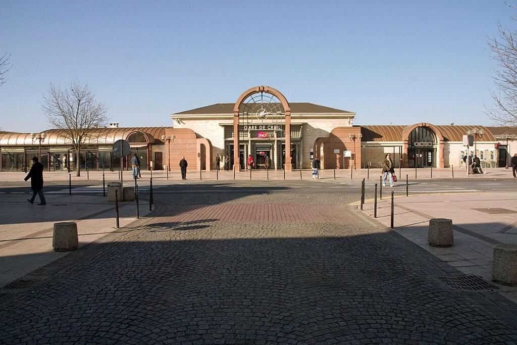 Chambre chez l'habitant dans un appartement à 2 pas de la gare SNCF et à 300m de la gare routière