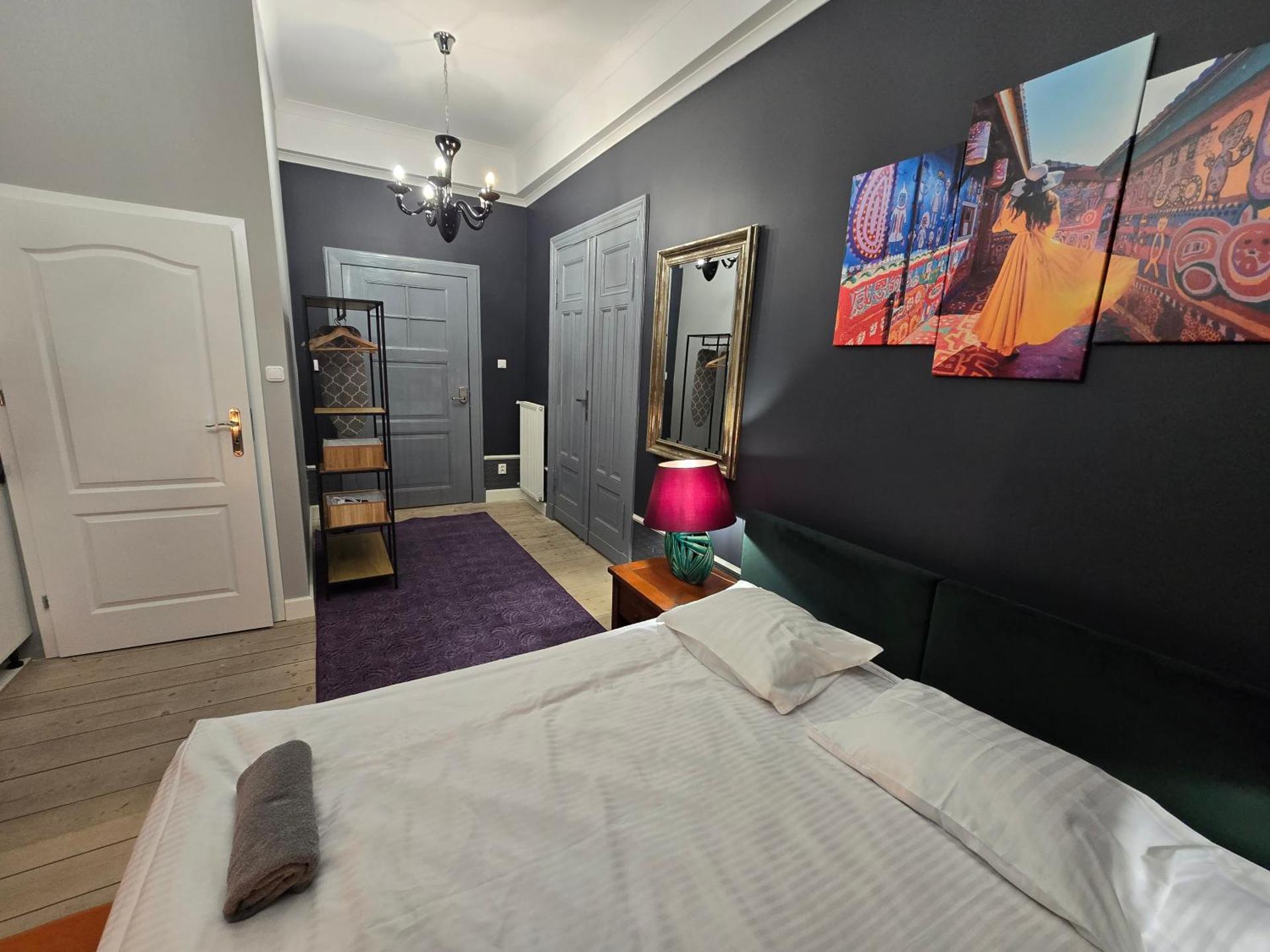 Przytulna Kawalerka w Kamienicy