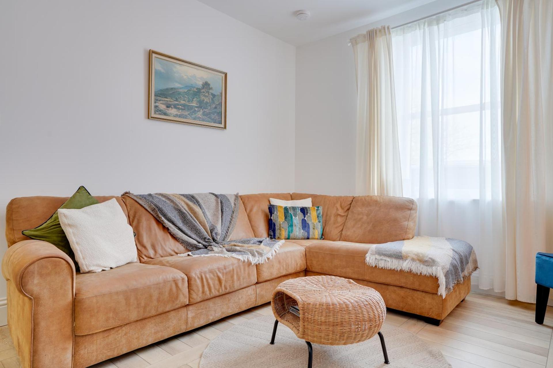 NEW The Procession Grade II Listed and Pet Friendly