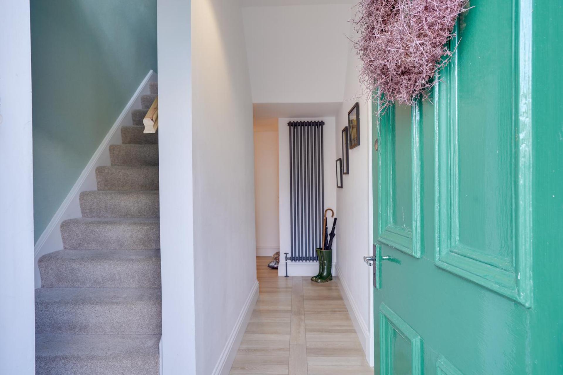 NEW The Procession Grade II Listed and Pet Friendly