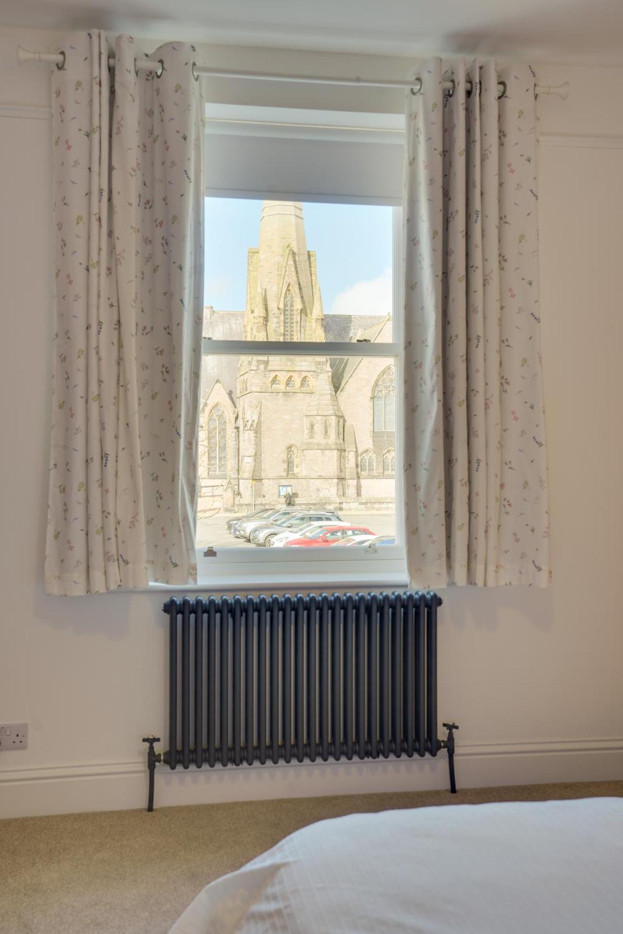 NEW The Procession Grade II Listed and Pet Friendly