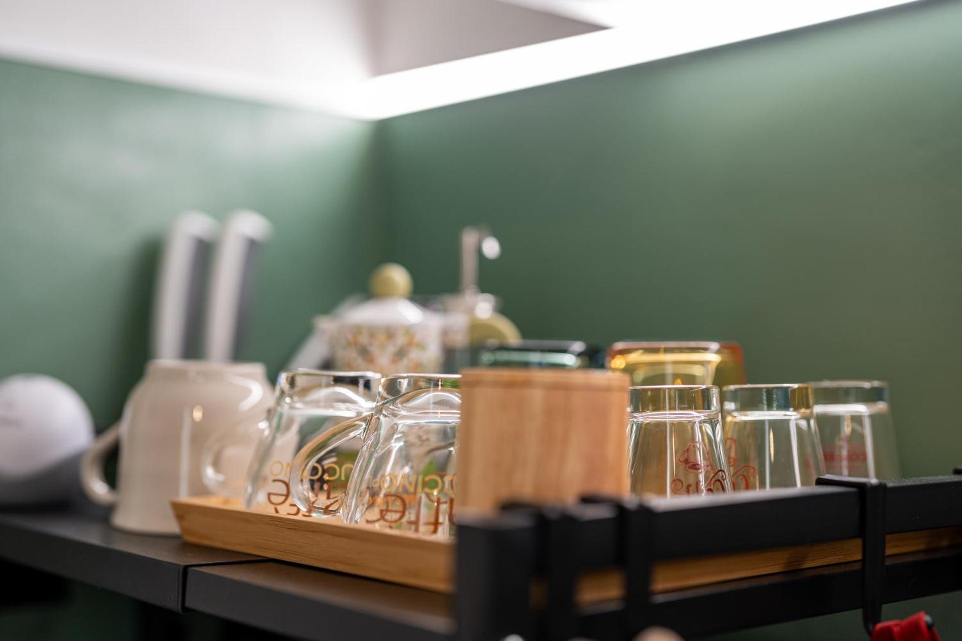 Coffee/tea facilities