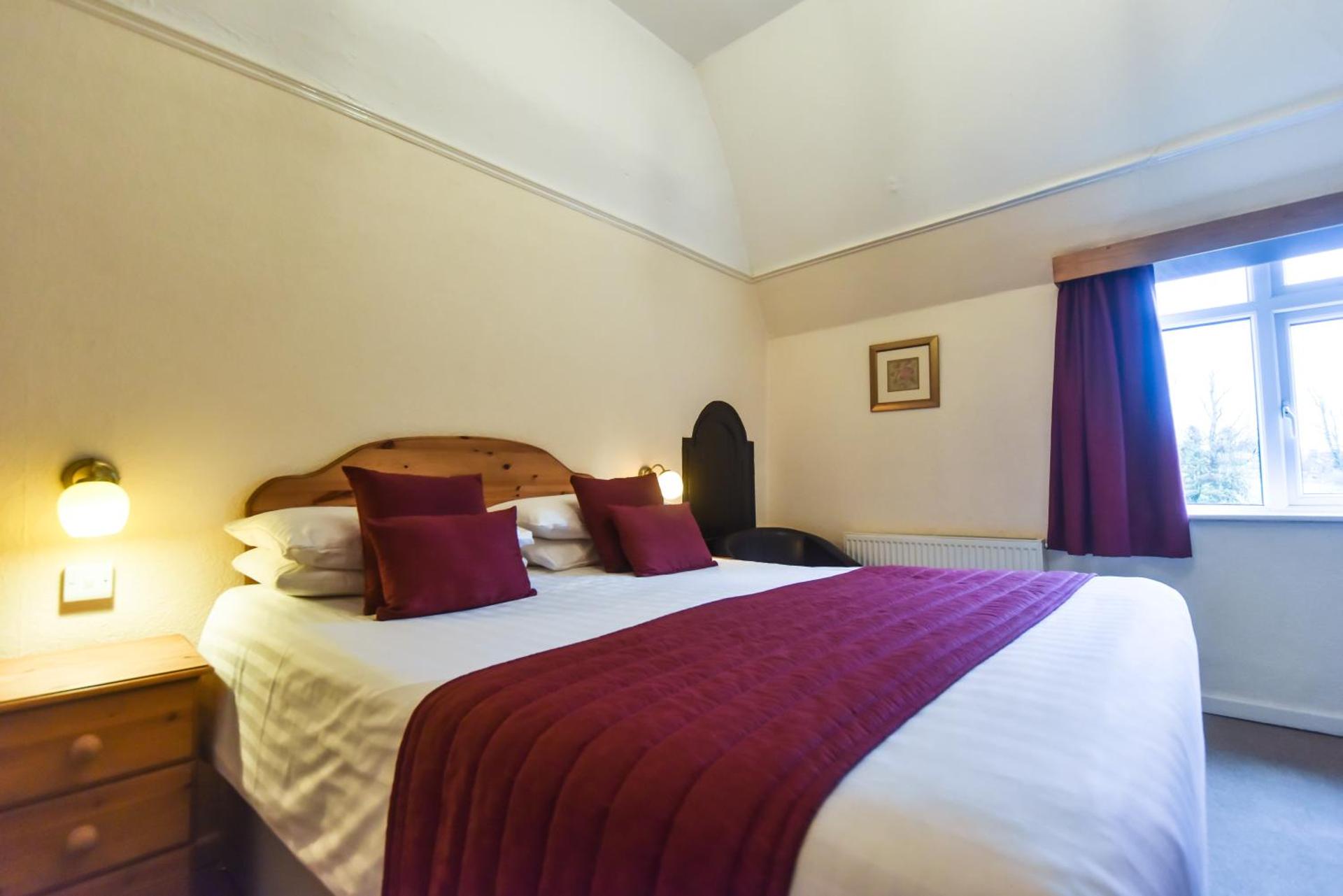 King Room with Garden View (no pets)