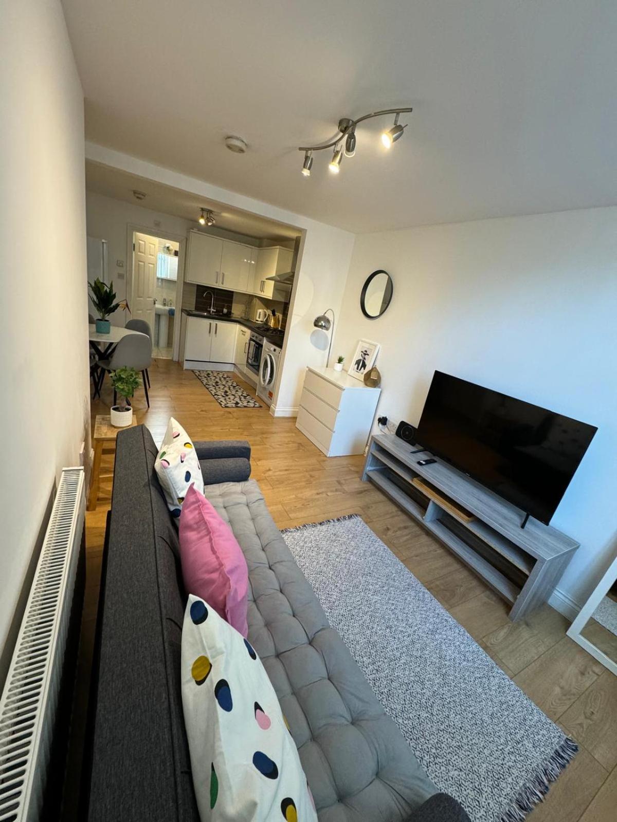 1 Bed Flat London a step to Emirates Stadium
