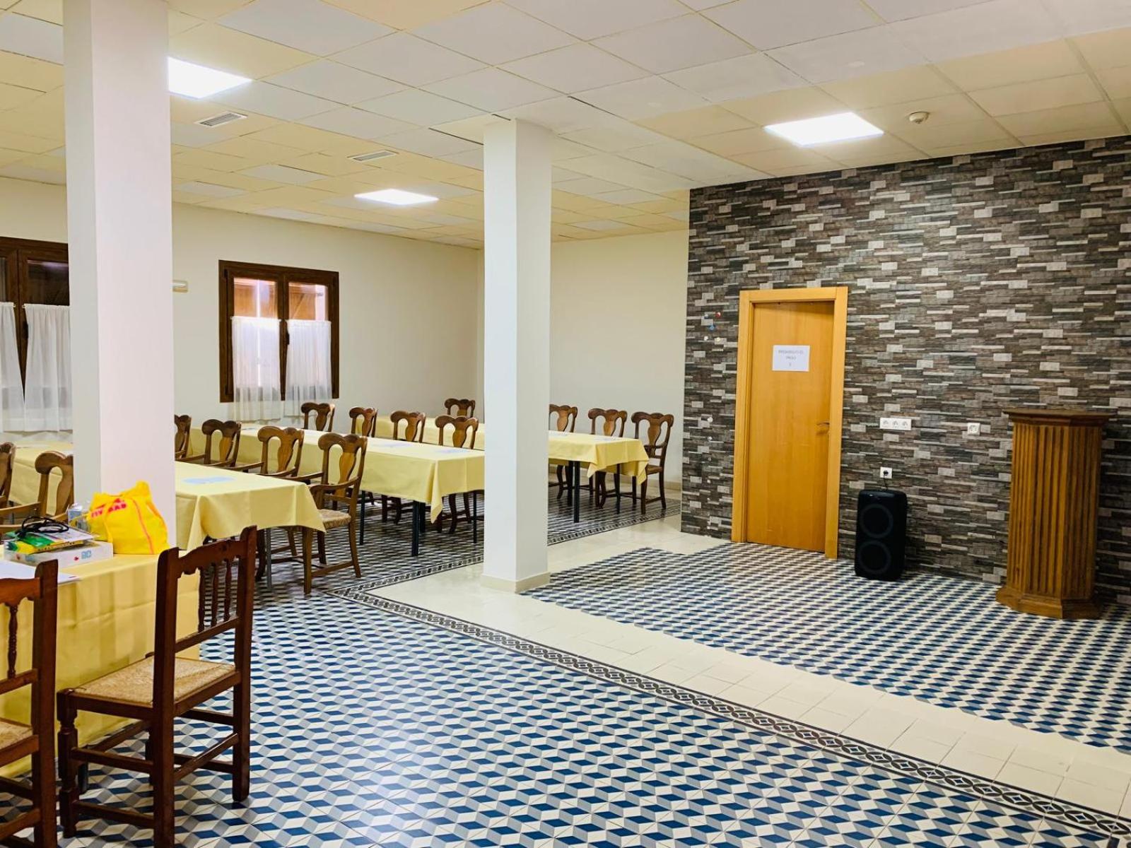 Meeting/conference room