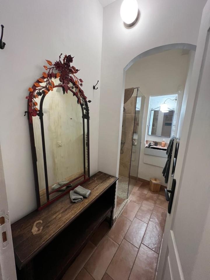 La Bonne Etoile - The Good Star