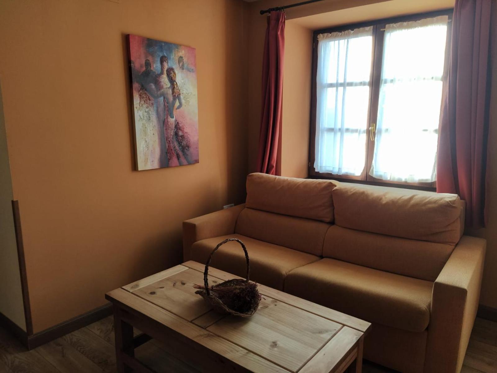 Apartamentos Rurales La Caramba