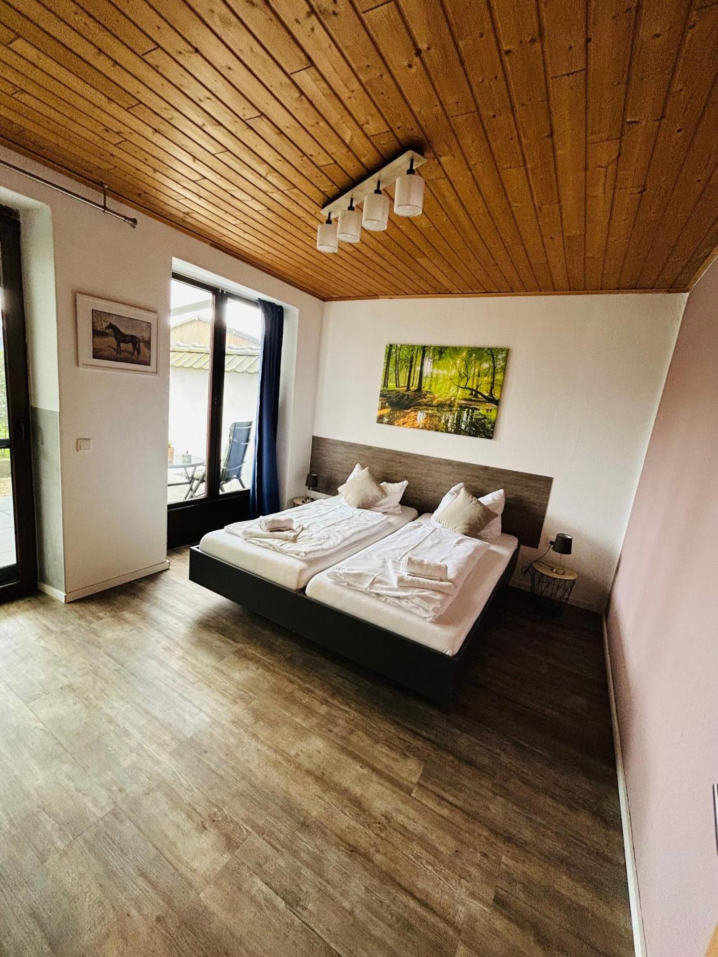 Apartment - Ground Floor (Wohnung 6)