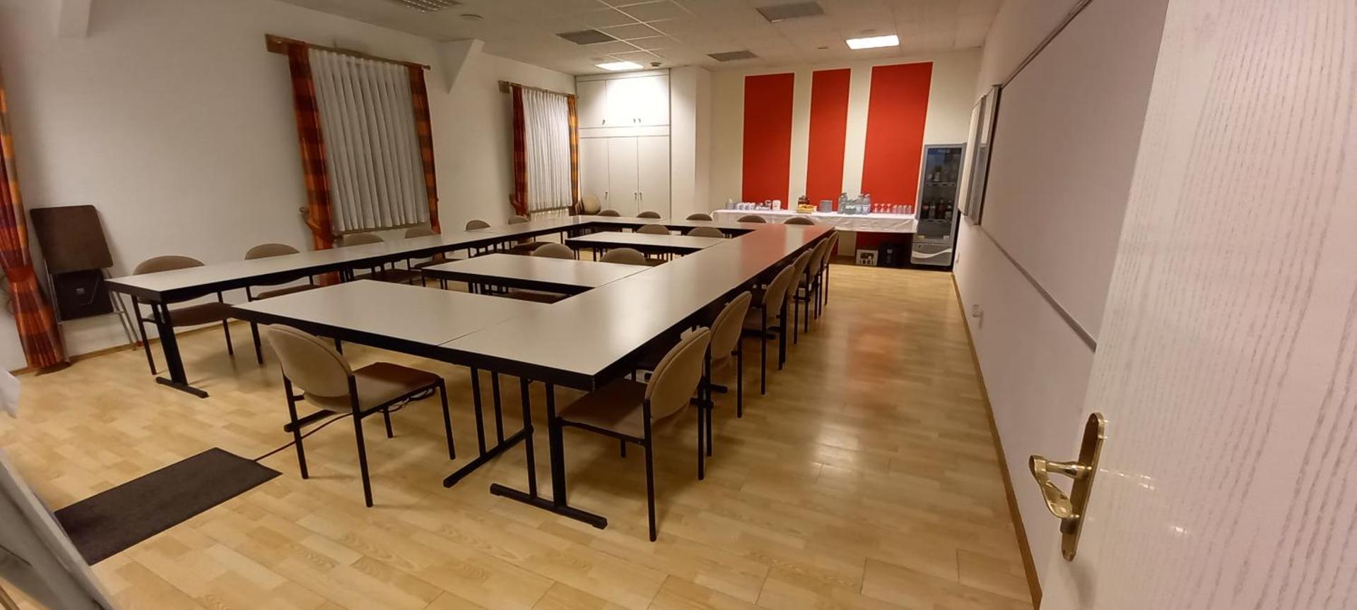 Meeting/conference room