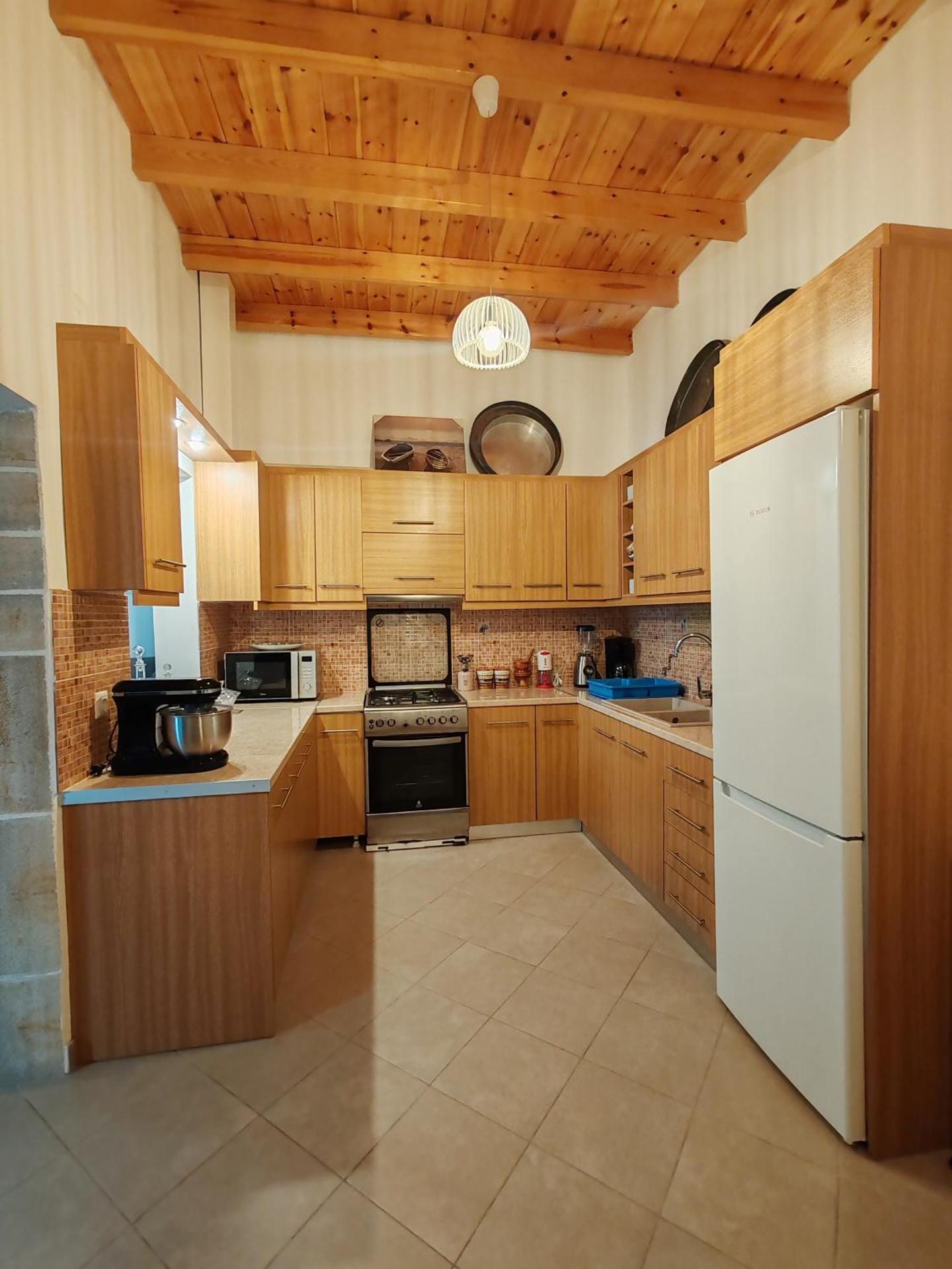 Traditional house in the centre of Kymi