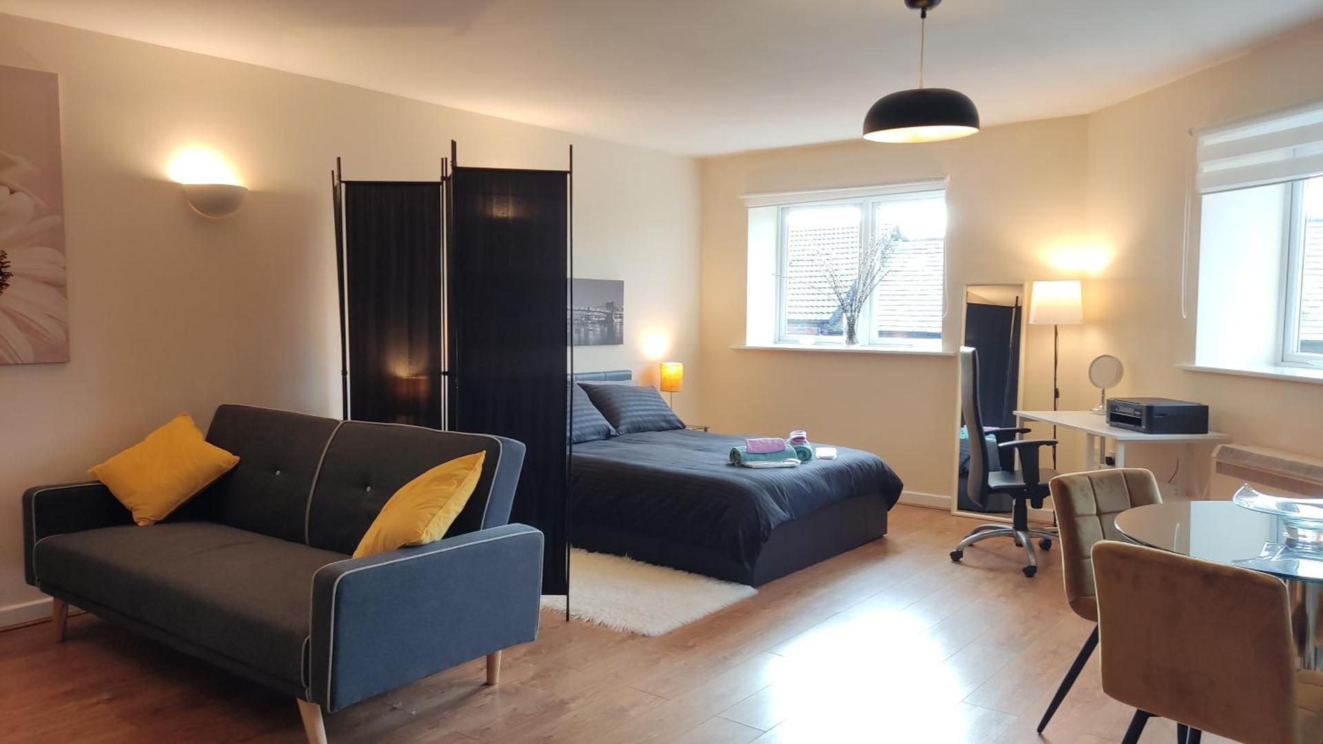 Modern Studio Flat in Wigan