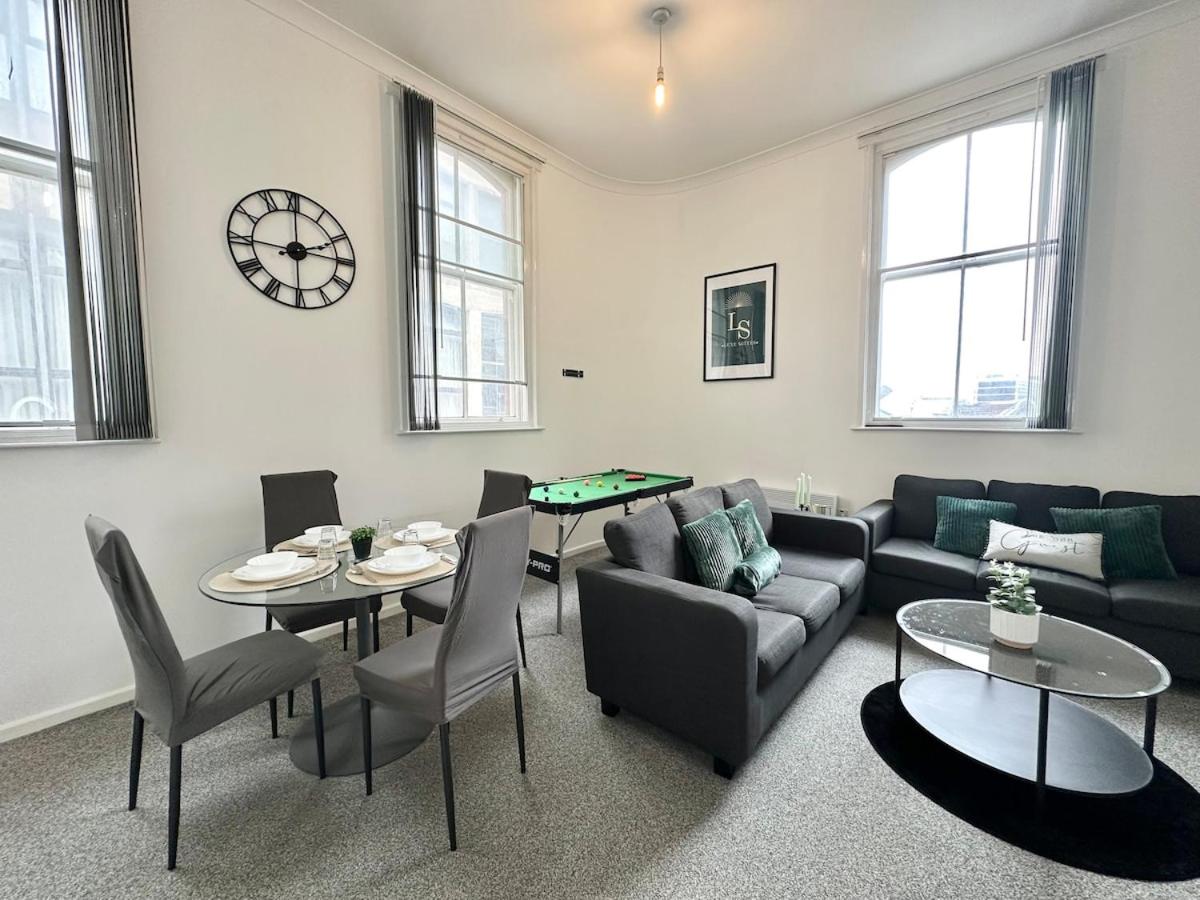 City Haven - 2 Bed in Sheffield - LuxeSuites