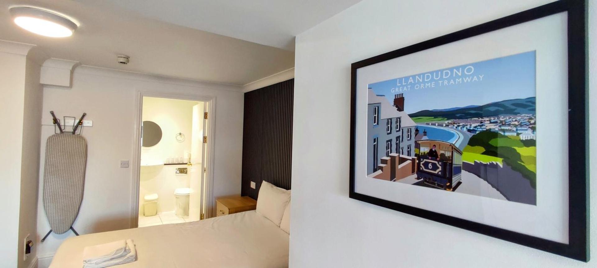 Photo of the whole room