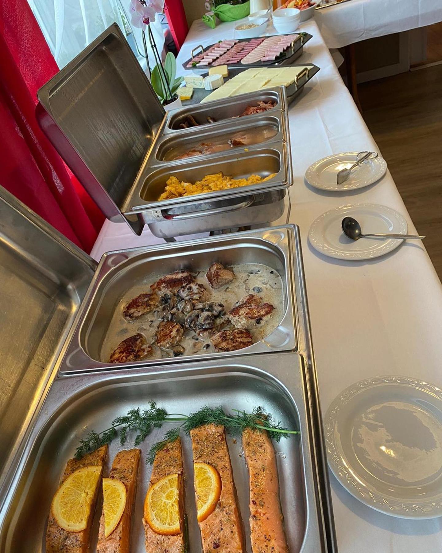 Restaurant/places to eat