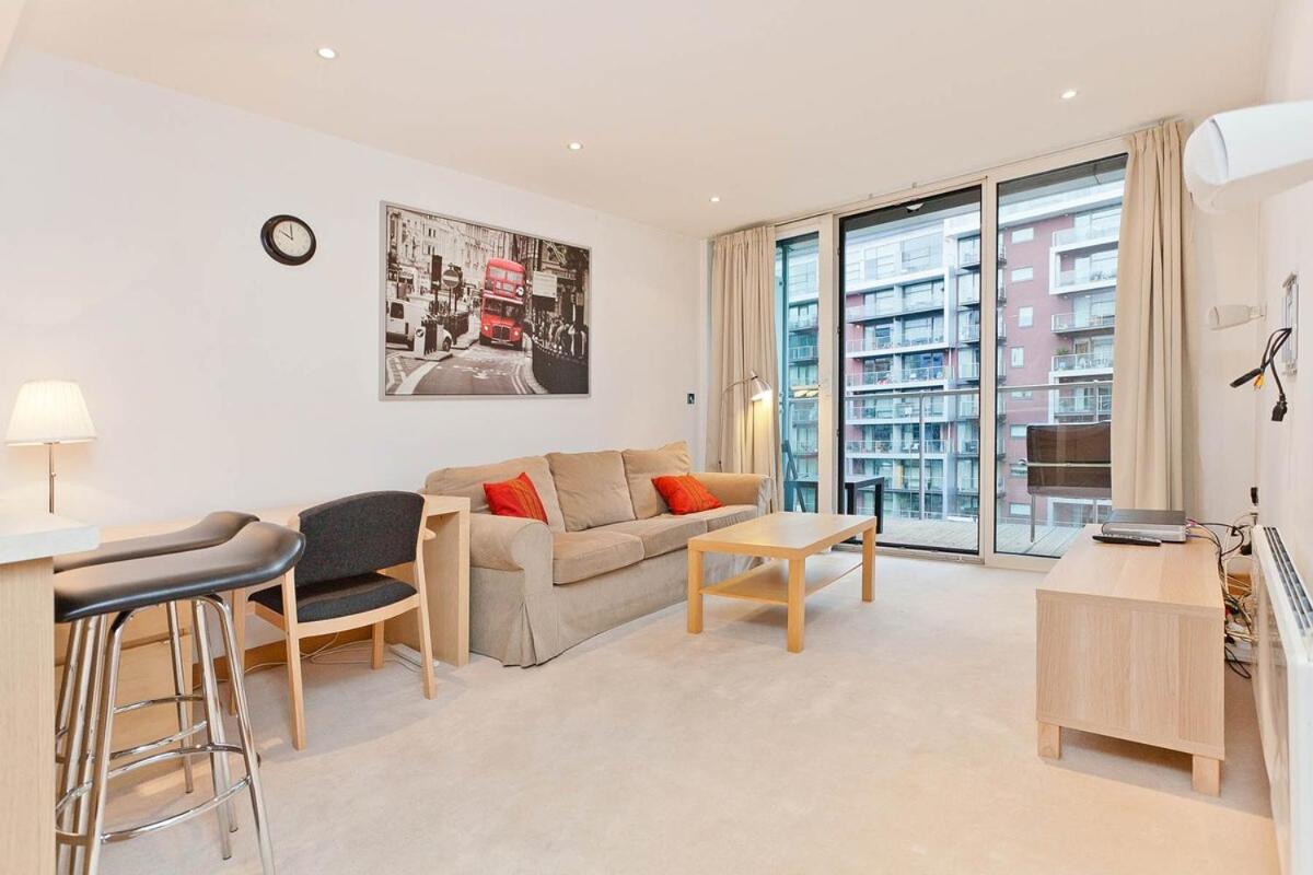 Estatesmen Chelsea Bridge Flat