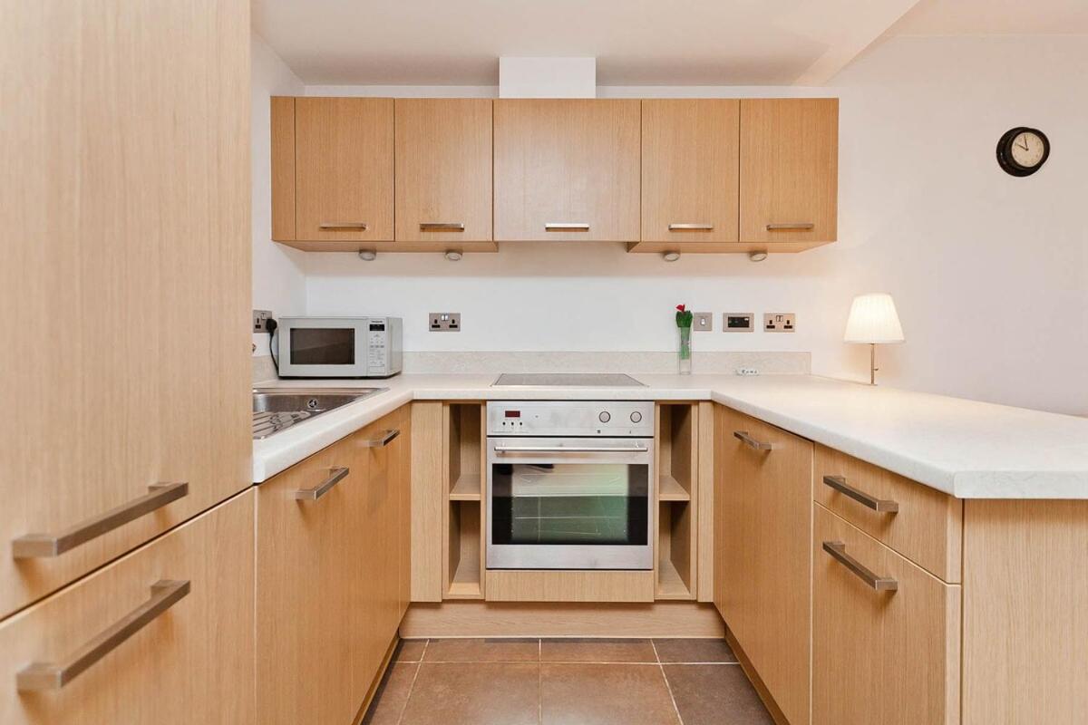 Estatesmen Chelsea Bridge Flat