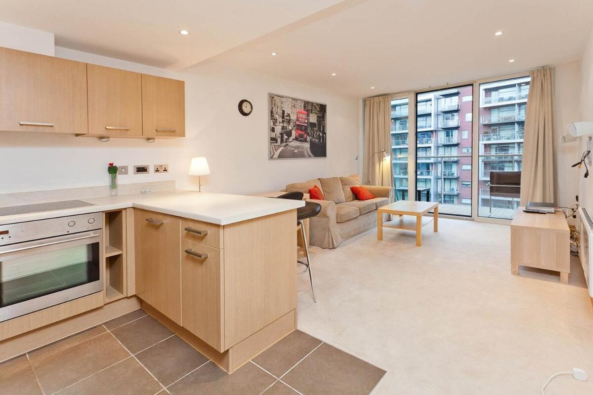 Estatesmen Chelsea Bridge Flat