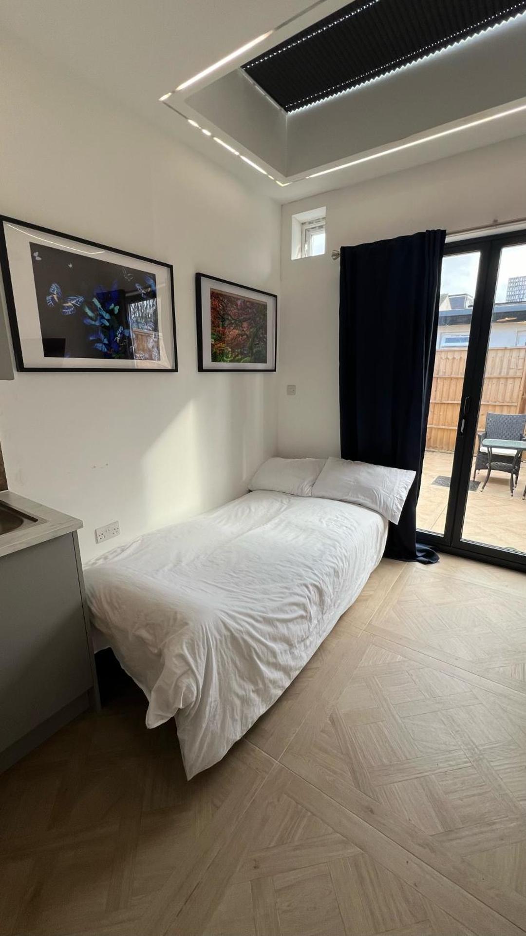 Luxurious London Studios